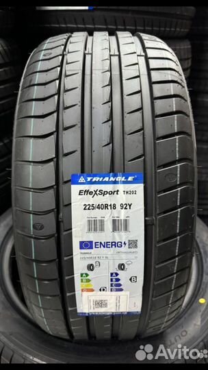 Triangle EffeXSport TH202 225/40 R18