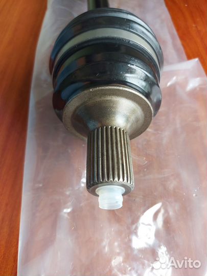 Привод передний правый Mercedes A2053308406