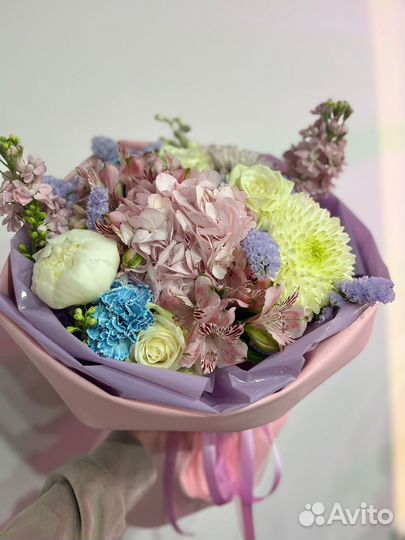 Цветы букеты с доставкой.розы с доставкой.розы