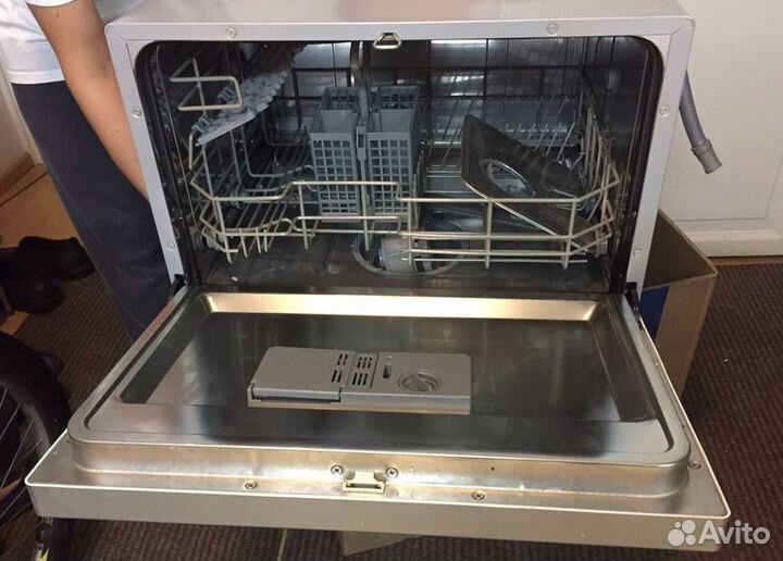 Компактная посудомойка candy