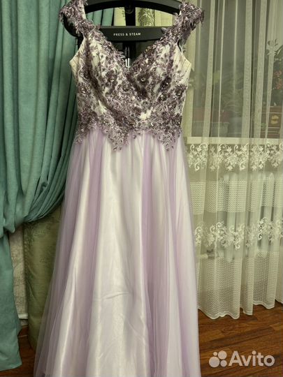 Вечернее платье