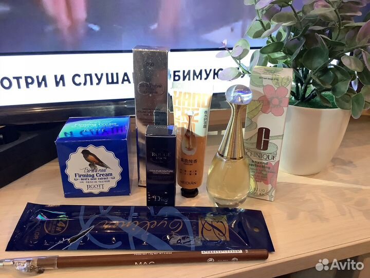 Набор косметики бренд (пакетом) новое