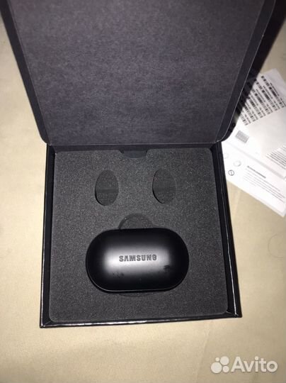 Беспроводные наушники Samsung Gear IconX 2018