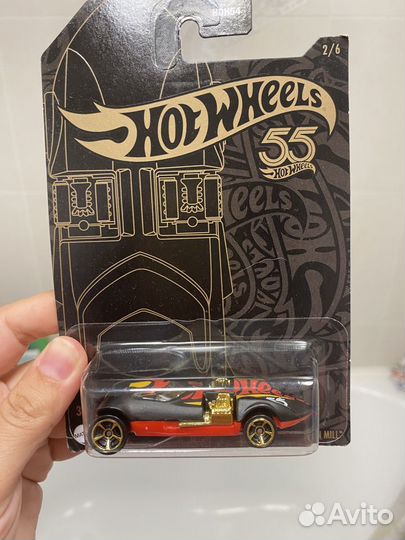 Hot wheels машинка хотвилс