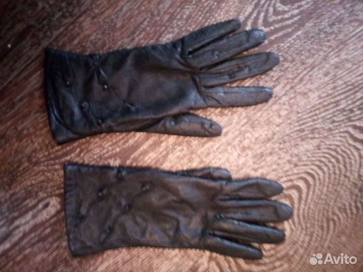 Перчатки женские кожаные