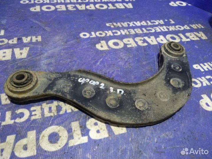 Рычаг задний нижний правый Ford Focus 2 седан 2008