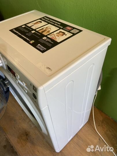 Стиральная машина Hotpoint-Ariston