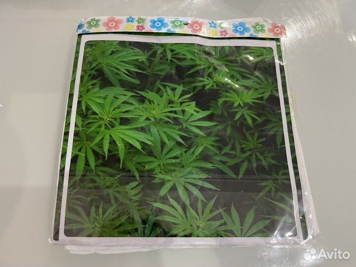 Наклейка и ножки на Playstation 3 Slim