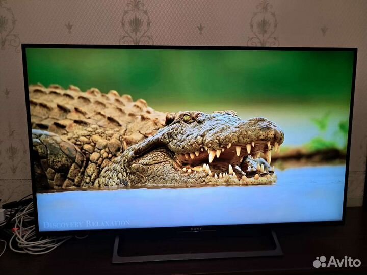 Телевизор Sony Bravia 49