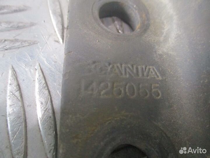 Кронштейн подвески Scania 1425055