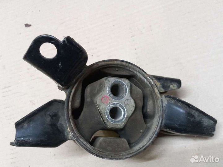 Подушка кпп Киа Рио 3