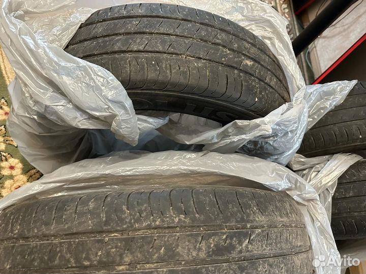 Hankook AM06 205/65 R16