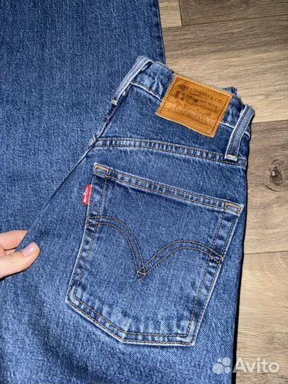 Levis джинсы