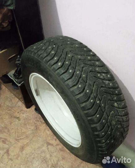 Nokian Tyres Hakkapeliitta 8 SUV 225/65 R17