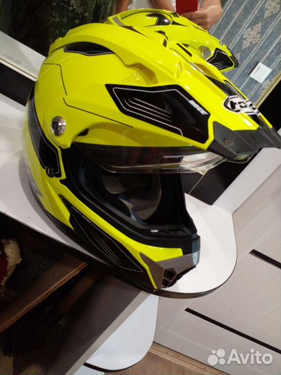 Кроссовый шлем