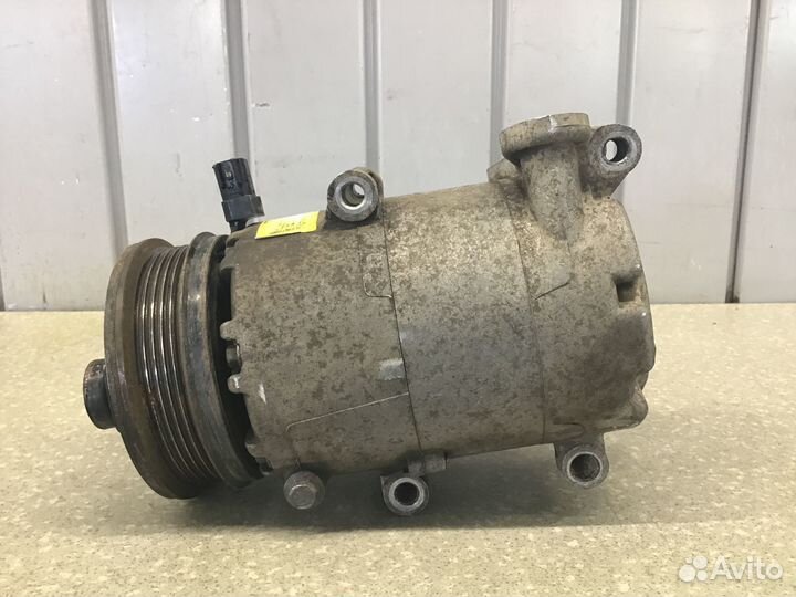 Компрессор системы кондиционирования Volvo S40 200