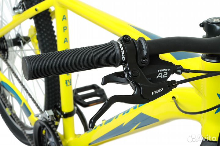 Горный велосипед Forward Apache 27.5 1.2 (желтый)