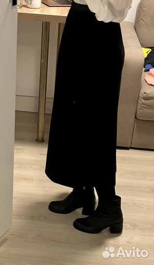 Юбка Zarina черная миди 44