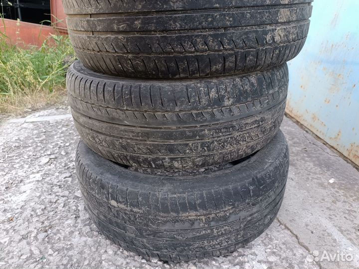 Michelin Pilot Sport 3 215/45 R17 19D