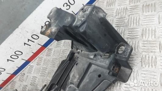 Крепление бампера переднее renault megane 3 (2ST04