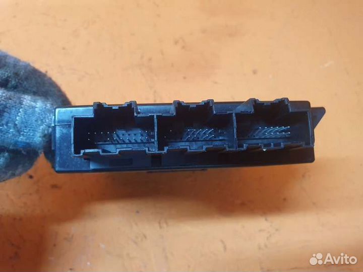 Блок управления сиденьями Cadillac Cts 3.6 2008