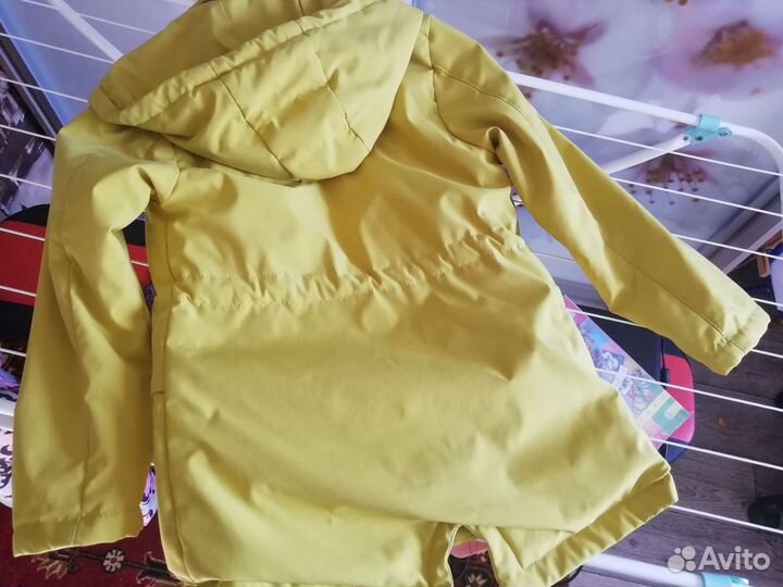 Куртка весенняя