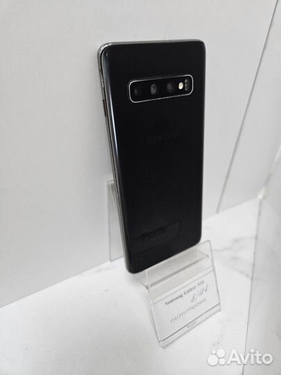 Samsung Galaxy S10, 8/128 ГБ