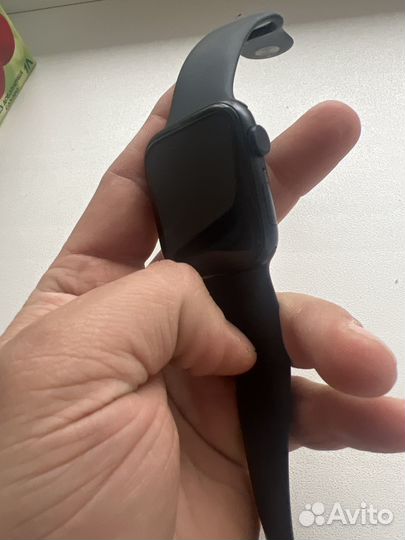Продам часы Apple Watch SE 2-го поколения 44 мм