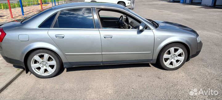 Audi A4 1.8 МТ, 2002, 322 461 км