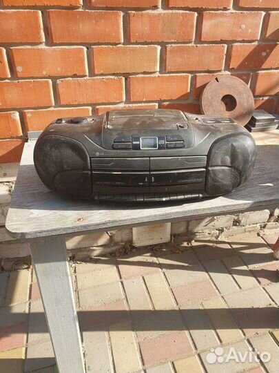 Магнитофон LG