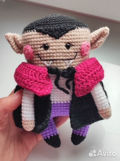 Вампир в плаще