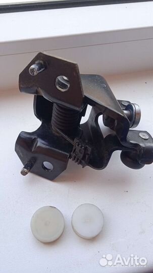 Ролик средний задней двери пежо партнёр 2013