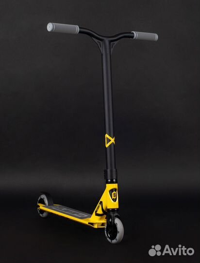 Самокат skip AL EMT (2023) желто-черный Sev366