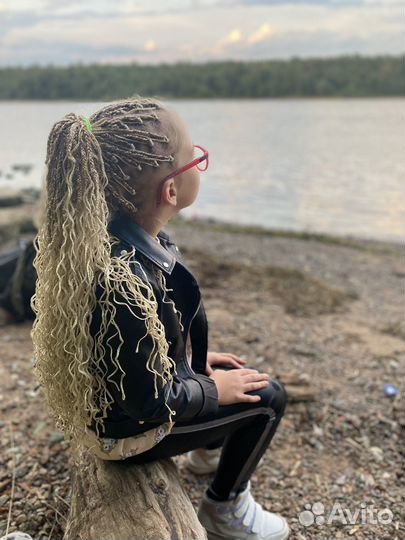 Заплету де дреды, де косы, зизи, афрокосы, кудри