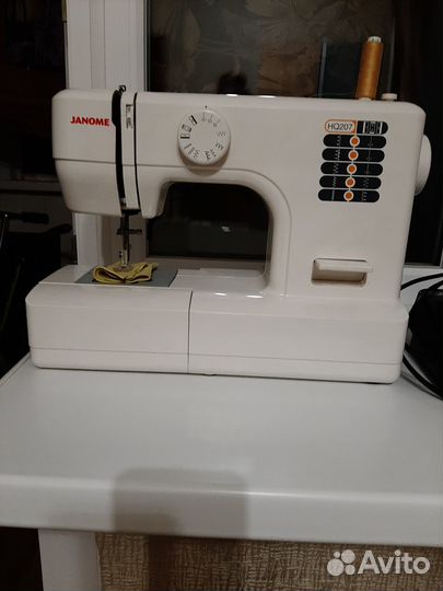 Швейная машинка janome