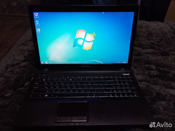 Ноутбук asus