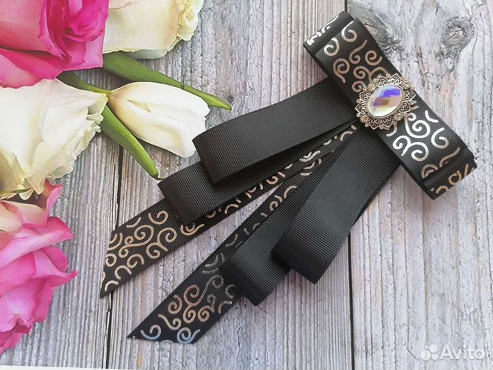 Галстук - брошь, различные варианты