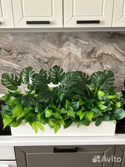 Искусственные цветы, трава, зелень для декора