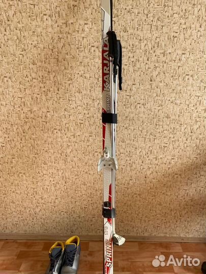 Лыжи беговые. Ботинки 38 р