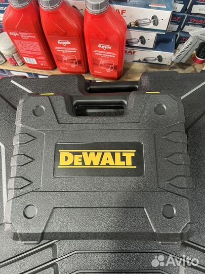 Аккумуляторная дрель шуруповерт dewalt 21v