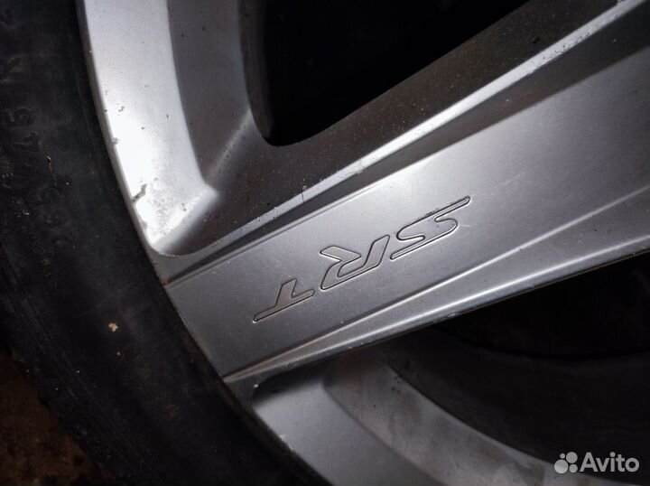 Колесо для Jeep Grand Cherokee SRT8