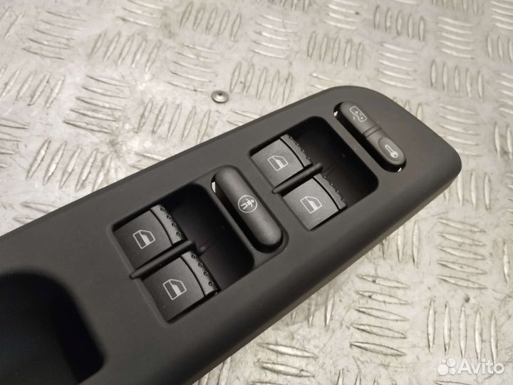 Блок стеклоподъёмников с ручкой Golf 4 Passat B5