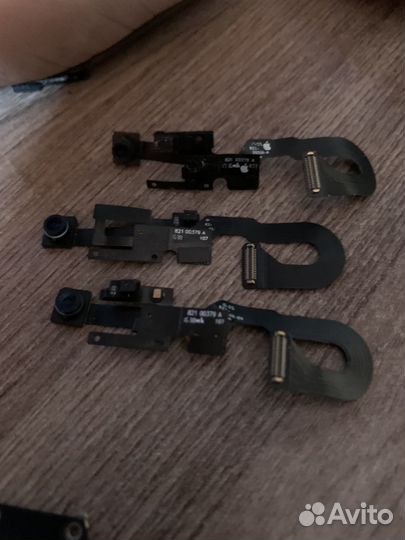 Запчасти на iPhone 8