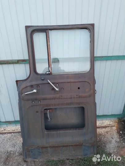 Дверь на ЗИЛ 130