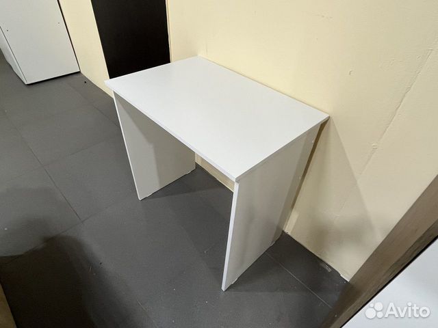 Письменный стол в стиле минимализм белый объявление продам
