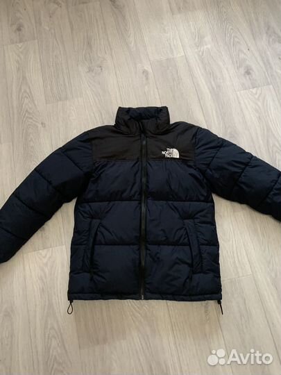 Осення куртка tnf