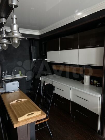 Апартаменты-студия, 42 м², 2/4 эт.