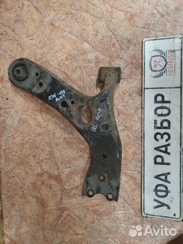 Рычаг передний левый Toyota Auris (E15) 2006-2012