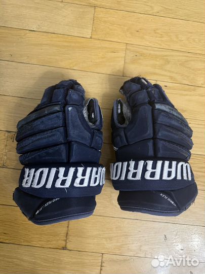 Краги хоккейные