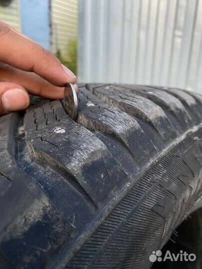 Nokian Tyres Hakkapeliitta 8 275/50 R20